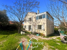 Maison à vendre 5 pièces HYERES (83) - 4 chambres - à pied centre ville.