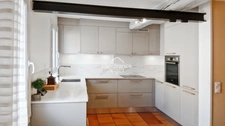 Maison à vendre 8 pièces LA CRAU (83) - Sur la place du Village - lumineuse - 165m²