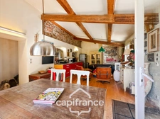 Maison à vendre 6 pièces HYERES (83) - Charme de l'ancien - 4 chambres - 200m2 habitables - Piscine - possibilité 2 appartements.