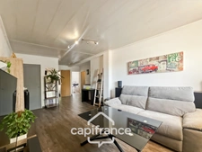 Appartement à vendre 3 pièces LA FARLEDE (83), 58m2 au calme à pied du village de la Farlède.