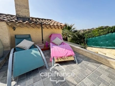 Maison à vendre 6 pièces LE LAVANDOU (83), 4 chambres, vue dégagée et de nombreuses terrasses.