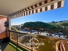 Appartement à vendre 3 pièces  (83), Bormes les mimosas, la Favière, T3 avec Parking, dernier étage et vue mer.