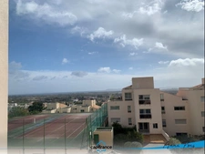 Appartement à vendre Hyères, Vue mer, piscine , Cave et Parking.