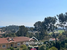 Appartement à vendre 4 pièces HYERES (83), Costebelle, Parc de la Luquette, Dernier étage, vue Mer. DOUBLE GARAGE.
