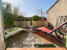 Maison à vendre 6 pièces LE LAVANDOU (83), 4 chambres, vue dégagée et de nombreuses terrasses.