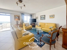 Appartement à vendre 4 pièces HYERES (83), Costebelle, Parc de la Luquette, Dernier étage, vue Mer. DOUBLE GARAGE.
