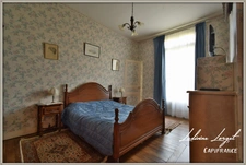 Farmhouse with a bourgeois house for sale - North of Soissons (02 Aisne) (14km) – 335 m² house with 6 bedrooms - Outbuildings - Garages - Sheds - Ideal for an entrepreneur/craftsman - 1.18ha of land 