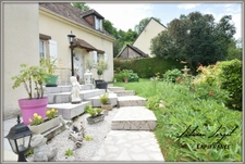 Maison traditionnelle de 1988 à vendre à 10min de VILLERS-COTTERETS (02) 20min de SOISSONS-6 pièces- 146 m² vivable de plain-pied- 4 chambres- Mezzanine–Sous-sol total -piscine – Abris -Terrain 5859m2