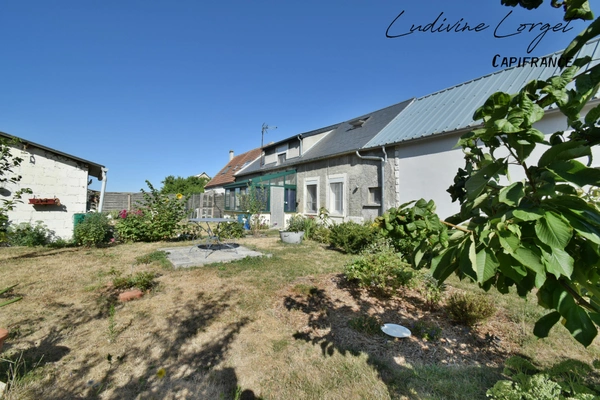 Maison à vendre à Gizy (02) 5 pièces - 114 m² – 3 chambres – Dépendance 47 m² – Garage –Toiture neuve –  DPE D - Terrain 645m2 – Exposition Sud 
