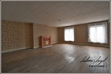 Proche VILLERS-COTTERETS (15km) et NEUILLY-SAINT-FRONT (6km)- à vendre maison en pierre mitoyenne- 85m2 - 2 pièces- 1 chambre– grenier – Terrain 164m2