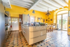 Castle for sale near Soissons – 720 m² with 5 bedrooms, separate outbuilding of 85 m², indoor swimming pool, large garage and 2.57 hectares of grounds