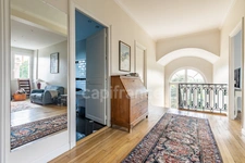  MAISON BOURGEOISE A VENDRE 11 PIECES (SOiSSONS) – 406 m² – 6 CHAMBRES – 5 SALLES D’EAU / SALLE DE BAINS – SALLE DE RECEPTION- SOUS- SOL – GARAGE - PISCINE – JARDIN DE 1 430 m²