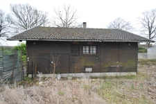A vendre Chalet à rénover sur terrain à bâtir - 3 pièces 55m2 de plain-pied avec sous-sol total proche Oulchy-Le-Château 8min -Soissons 16min – terrain à bâtir 2592 m2 - au calme 