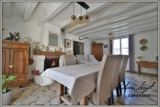 Maison traditionnelle de 1988 à vendre à 10min de VILLERS-COTTERETS (02) 20min de SOISSONS-6 pièces- 146 m² vivable de plain-pied- 4 chambres- Mezzanine–Sous-sol total -piscine – Abris -Terrain 5859m2