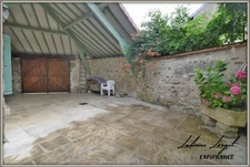 Maison à vendre 6 pièces proche de CHATEAU-THIERRY (02) 154m2 -3 chambres - 1 pièce bureau-  Garage semi couvert - cour 65m2 - Terrasse-