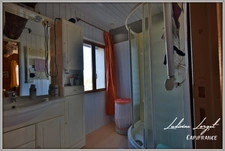 Maison 6 pièces, 4 chambres – 174 m² habitables- grenier- cave-bucher- terrain de 598 m²-dépendance située entre Château-Thierry (15 min), Neuilly-Saint-Front (9 min) et Soissons. Proche A4.