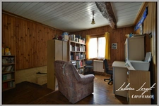 Maison 6 pièces, 4 chambres – 174 m² habitables- grenier- cave-bucher- terrain de 598 m²-dépendance située entre Château-Thierry (15 min), Neuilly-Saint-Front (9 min) et Soissons. Proche A4.