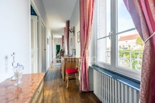 Maison de Maître en pierre de taille proche Soissons – 421m2habitables -vivable de plain-pied–6 chambres-3 salle de bain–2 salle d’eau–Dortoir–salle de jeux–Piscine-Dépendance- Parc clos 3680m2 