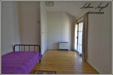 Proche de Neuilly-Saint-Front  (6km) et de Villers-Cotterêts (15km), située dans un petit village plein de charme, je vous propose de découvrir cette belle maison en pierre mitoyenne.