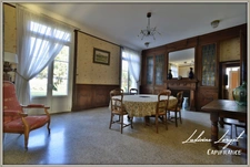Farmhouse with a bourgeois house for sale - North of Soissons (02 Aisne) (14km) – 335 m² house with 6 bedrooms - Outbuildings - Garages - Sheds - Ideal for an entrepreneur/craftsman - 1.18ha of land 