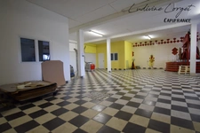 A vendre Local professionnel loué /bureau proche de EPERNAY (51)À vendre – Pressoir - cuverie -stockage -bureaux – 423m2