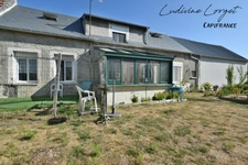 Maison à vendre à Gizy (02) 5 pièces - 114 m² – 3 chambres – Dépendance 47 m² – Garage –Toiture neuve –  DPE D - Terrain 645m2 – Exposition Sud 