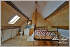 Maison 6 pièces, 4 chambres – 174 m² habitables- grenier- cave-bucher- terrain de 598 m²-dépendance située entre Château-Thierry (15 min), Neuilly-Saint-Front (9 min) et Soissons. Proche A4.