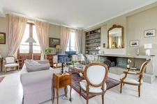 Maison de Maître en pierre de taille proche Soissons – 421m2habitables -vivable de plain-pied–6 chambres-3 salle de bain–2 salle d’eau–Dortoir–salle de jeux–Piscine-Dépendance- Parc clos 3680m2 