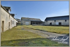 Farmhouse with a bourgeois house for sale - North of Soissons (02 Aisne) (14km) – 335 m² house with 6 bedrooms - Outbuildings - Garages - Sheds - Ideal for an entrepreneur/craftsman - 1.18ha of land 
