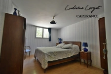 Maison à vendre à Château-Thierry (02) – 260 m² – 4 chambres + bureau – Sous-sol 70 m² – Terrasse 70 m² – Terrain clos 1 464 m² – Très belle vue – Exposition Est/Ouest – Proche écoles – Quartier calme