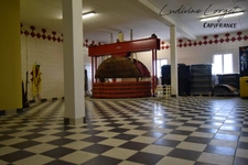 A vendre Local professionnel loué /bureau proche de EPERNAY (51)À vendre – Pressoir - cuverie -stockage -bureaux – 423m2
