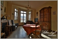 Farmhouse with a bourgeois house for sale - North of Soissons (02 Aisne) (14km) – 335 m² house with 6 bedrooms - Outbuildings - Garages - Sheds - Ideal for an entrepreneur/craftsman - 1.18ha of land 
