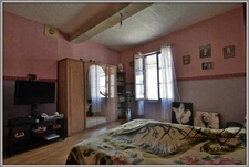Maison de ville avec beau terrain – 10 min de La Ferté-Milon (02460)– 133 m² – 3/4 chambres – Atelier – Carport – Terrain 623 m²