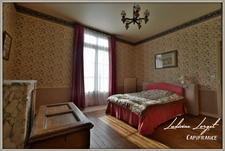Farmhouse with a bourgeois house for sale - North of Soissons (02 Aisne) (14km) – 335 m² house with 6 bedrooms - Outbuildings - Garages - Sheds - Ideal for an entrepreneur/craftsman - 1.18ha of land 