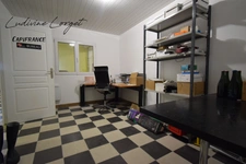 A vendre Local professionnel loué /bureau proche de EPERNAY (51)À vendre – Pressoir - cuverie -stockage -bureaux – 423m2