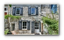 A vendre ARFONS (81) - Maison en pierre, 137 m², 3 chambres, cœur de village, entièrement rénovée