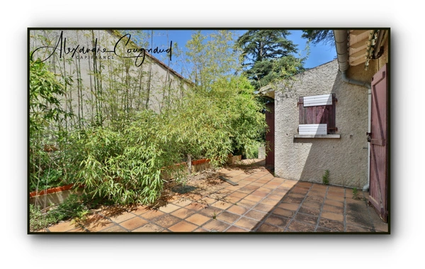 A vendre Massaguel (TARN) – Maison de village 150 m² avec terrasse, 4 chambres et grand garage