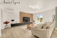 For sale SAÏX (81) - Architect-designed P8 house of 309 m² with swimming pool, large building plot and view of the Montagne Noire