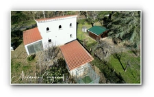 Dpt Tarn (81), à vendre SAIX maison P8 de 208 m² sur terrain de 2400 m² avec dépendance d'environ 95 m²