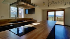 A vendre DOURGNE (Tarn) maison rénovée de 153 m², 4 chambres, vue dégagée sur la Montagne Noire, terrain 1,79 ha