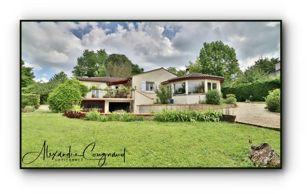 À vendre - Saint-Amancet (81) - Maison P6 de plain-pied d'environ 146 m² - 3 chambres - Terrain de 2200 m²