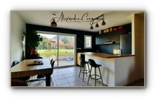 A vendre maison de plain-pied RT2012 de 84 m² avec 3 chambres, jardin et carport