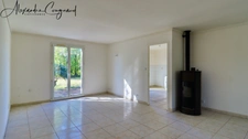 A vendre SAINT GERMAIN DES PRES (81) – Maison de plain-pied, 3 chambres, garage et jardin