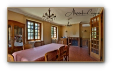A vendre DOURGNE (81) - Maison de 158 m² avec 5 chambres - Double garage 195 m² - Terrain 3500 m² - Idéale famille ou artisan