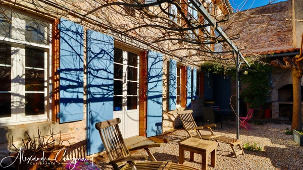 Dourgne centre - Maison de caractère 360 m², 10 chambres avec gîte, proche commerce et groupe scolaire