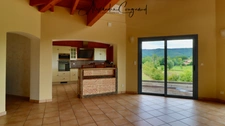 A vendre - CAHUZAC (81) - Maison contemporaine 145 m² avec sous-sol complet, terrain de 1700 m² et vue imprenable sur le lac