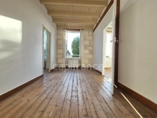 VENTE A TERME LIBRE - Ensemble de 2 maisons indépendantes à vendre, BUSSAC SUR CHARENTE (17)