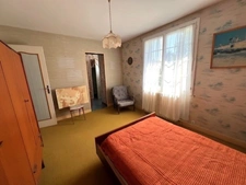 House for sale 8 rooms SAINTES (17)