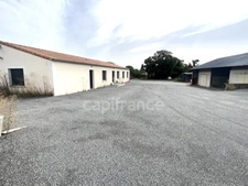 A PROXIMITÉ DE SAINTES (17100) Ensemble immobilier  à vendre 