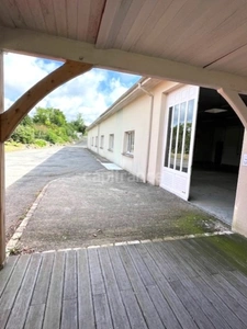 Atelier à vendre proche de SAINTES (17)